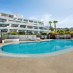 Apartamento Flores 407 *